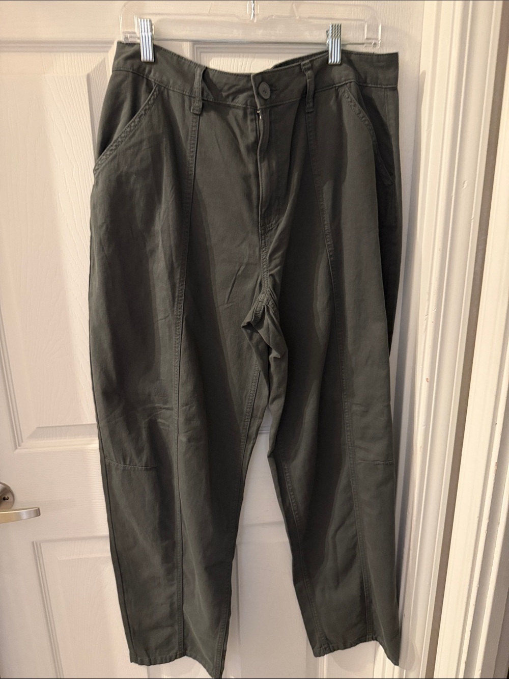 SO Men's Cargo Pants in Olive